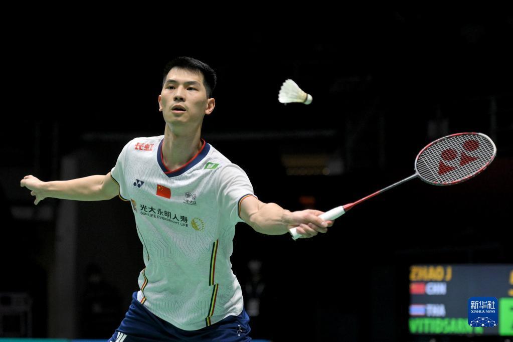 多管齐下 多管齐下